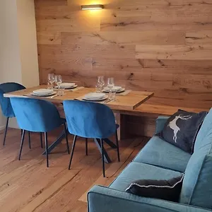 https://villa-miryam.it-lombardy.com